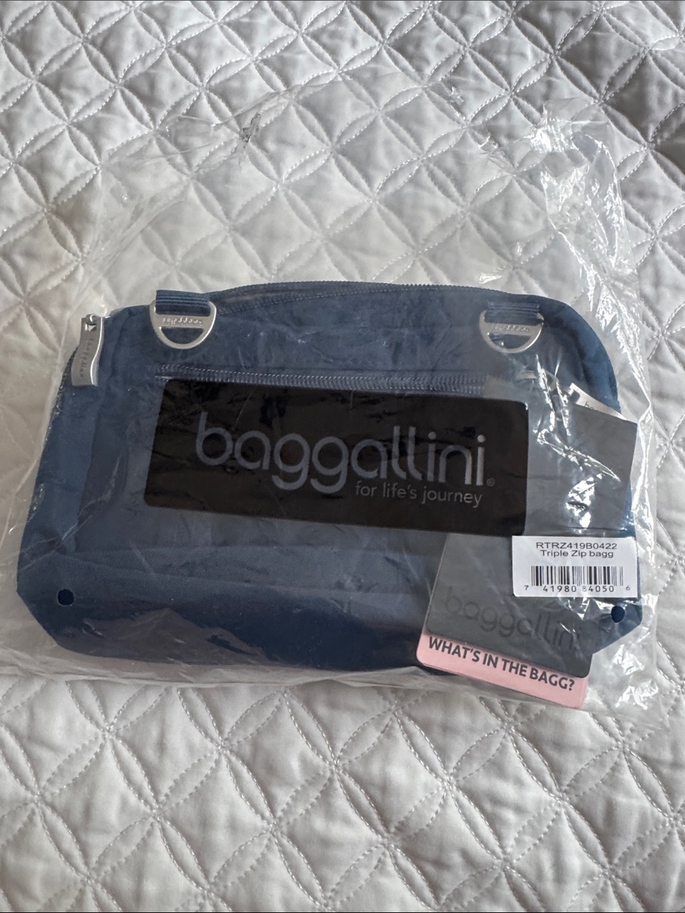 Baggallini Pacific (navy blue) Triple Zip Bagg NWT only out of package for pics - Picture 13 of 13
